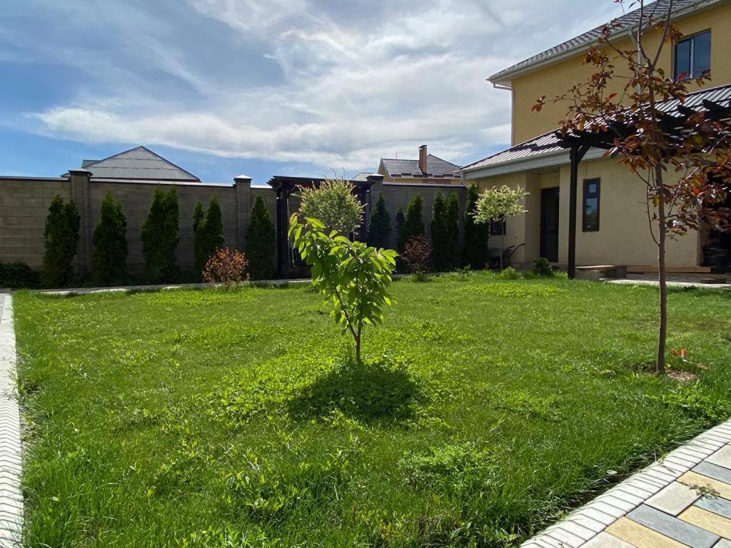 Aikol Guesthouse Privokzalnoye Zewnętrze zdjęcie