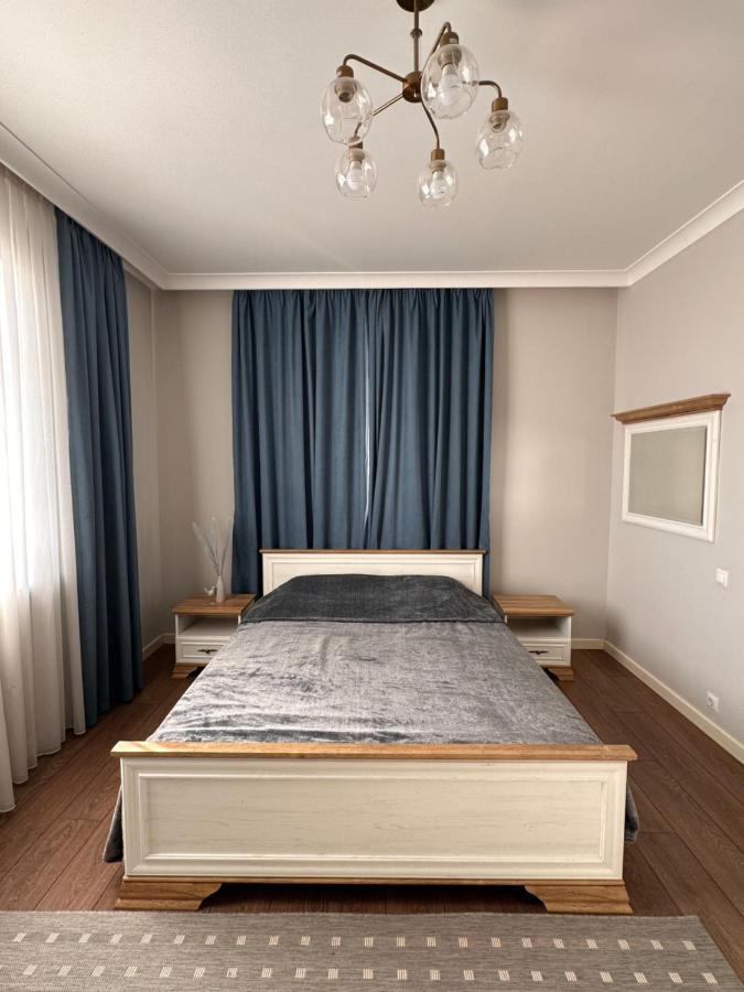 Aikol Guesthouse Biszkek Zewnętrze zdjęcie